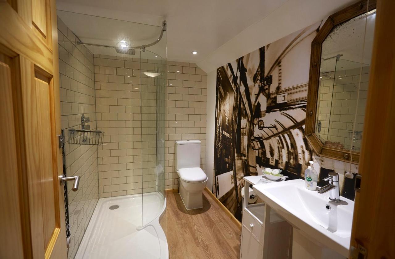 Lower Drayton Farm B&B Stafford Esterno foto