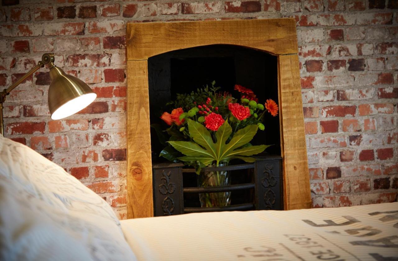 Lower Drayton Farm B&B Stafford Esterno foto