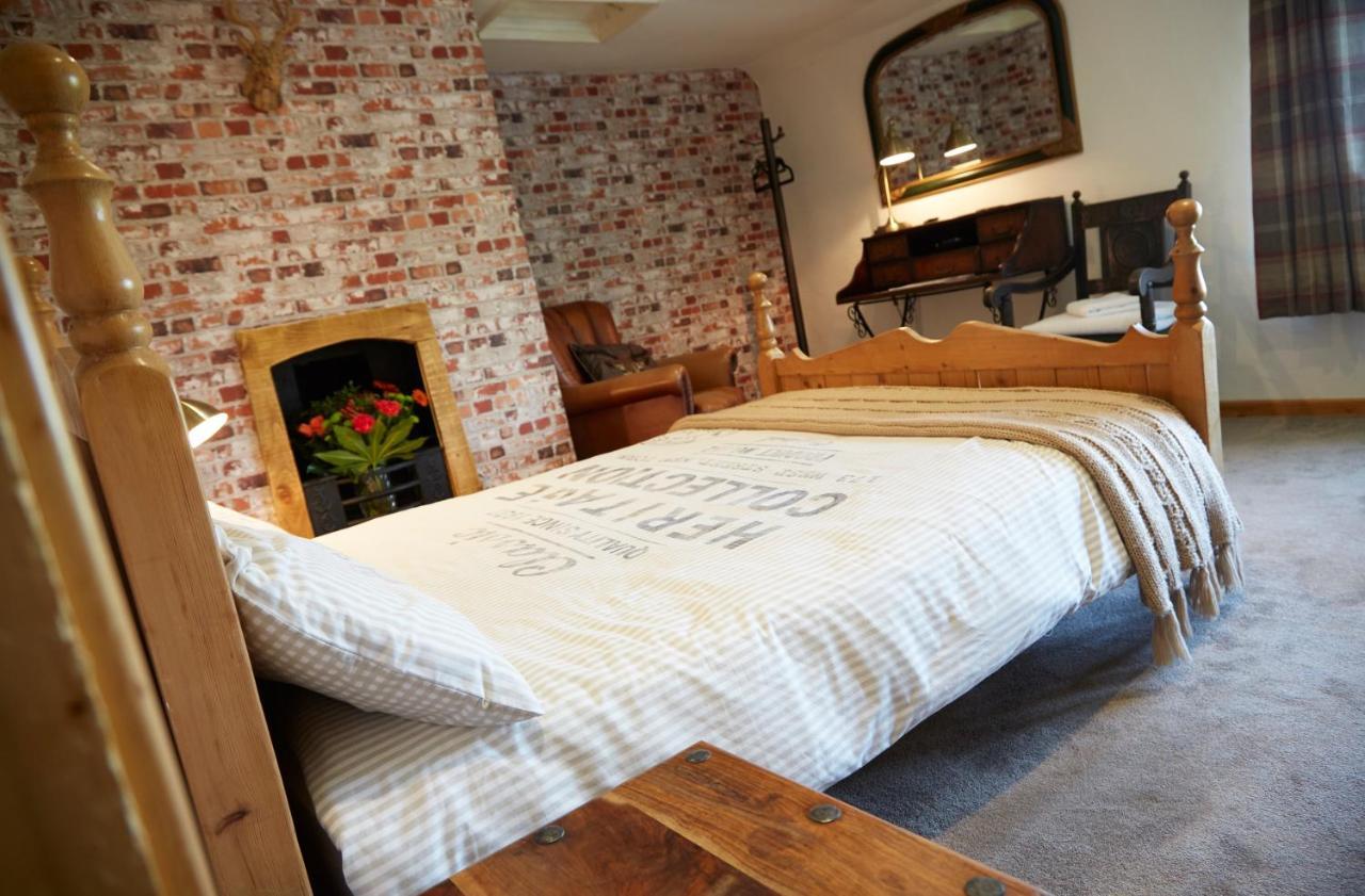 Lower Drayton Farm B&B Stafford Esterno foto